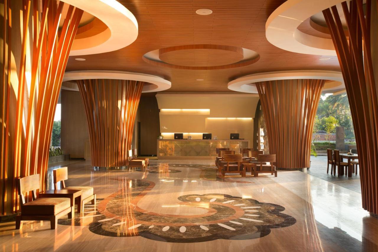 Hotel Santika Banyuwangi Banyuwangi  Exterior photo